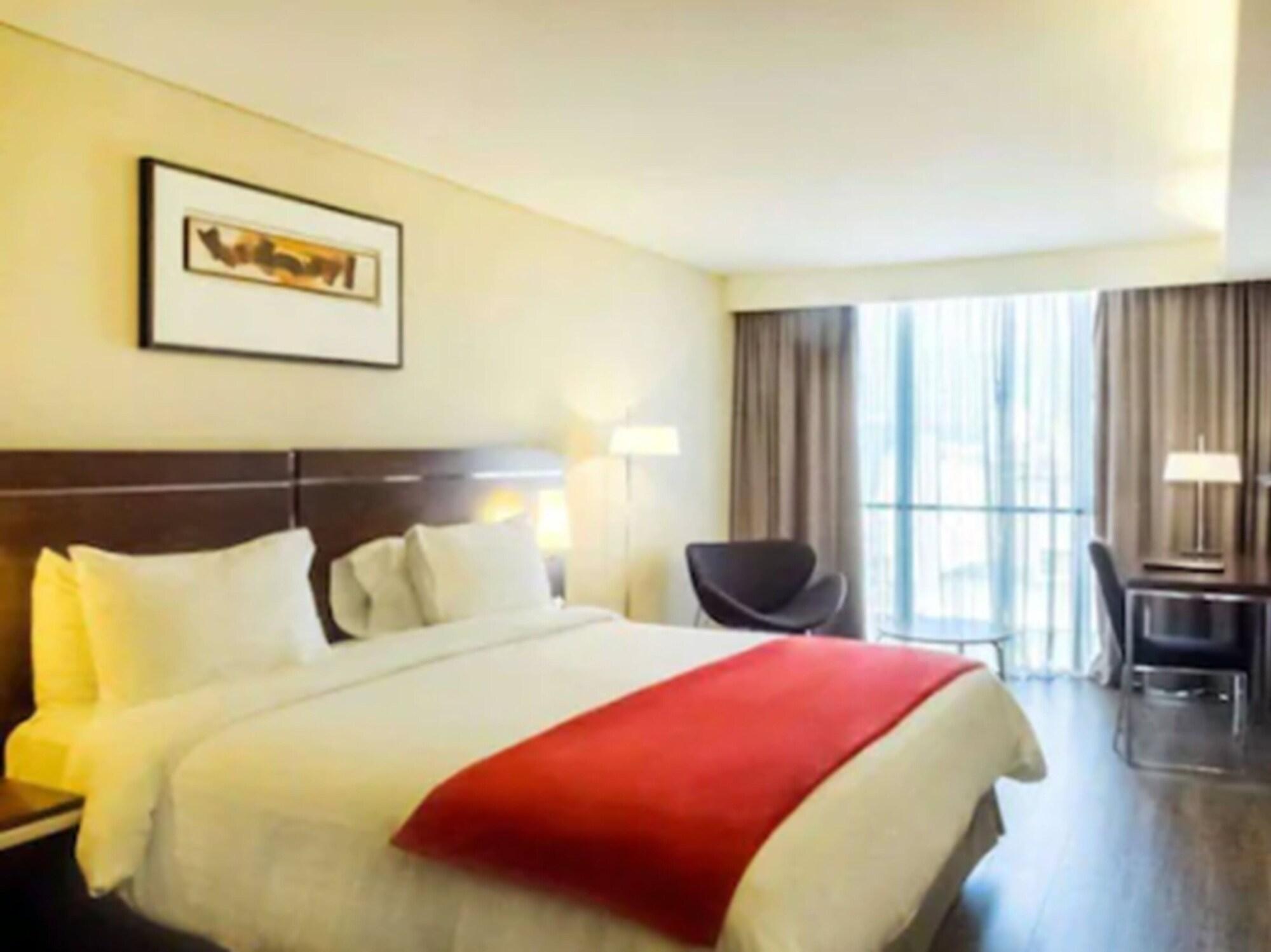 Howard Johnson La Canada Hotel & Suites Córdoba Ngoại thất bức ảnh