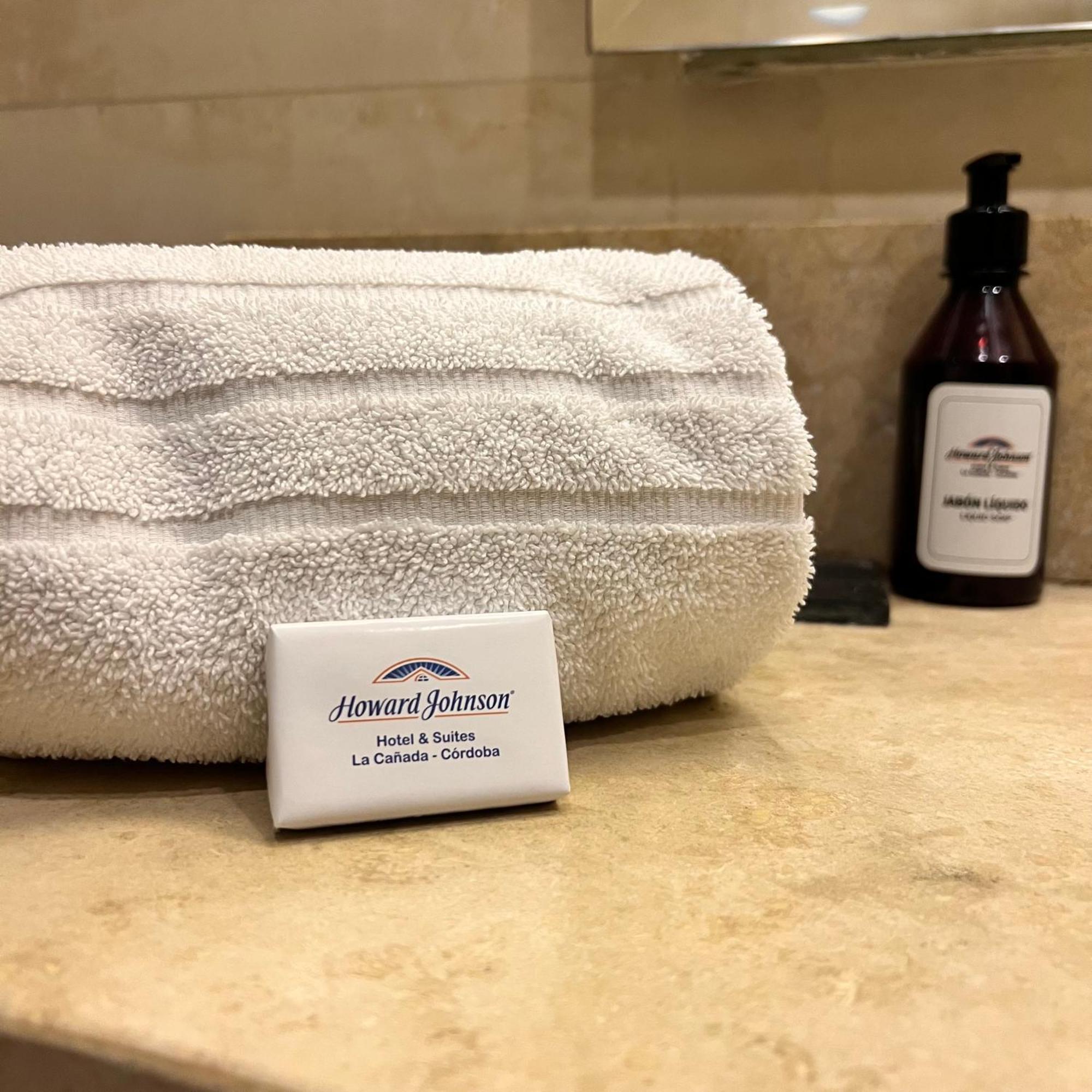Howard Johnson La Canada Hotel & Suites Córdoba Ngoại thất bức ảnh