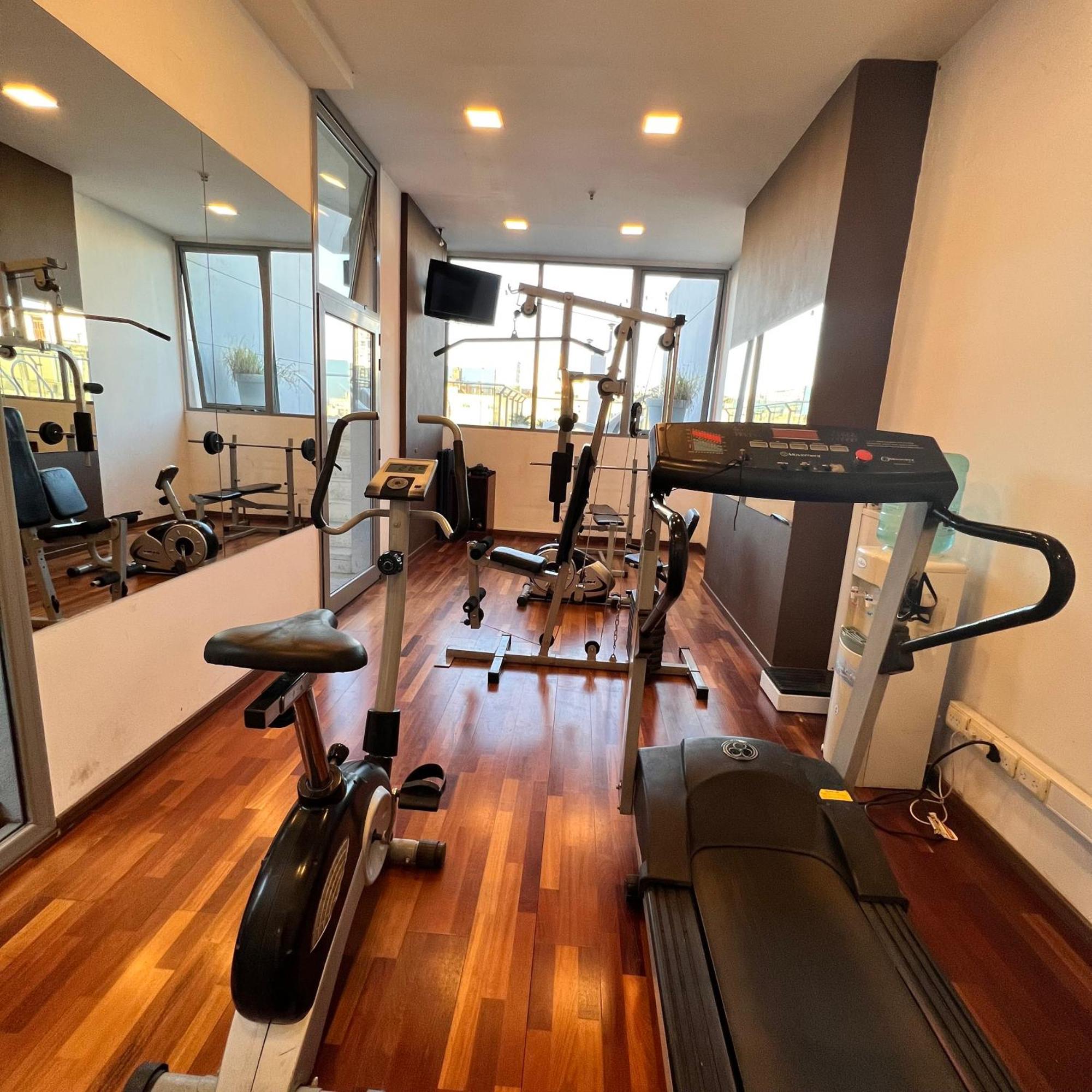 Howard Johnson La Canada Hotel & Suites Córdoba Ngoại thất bức ảnh