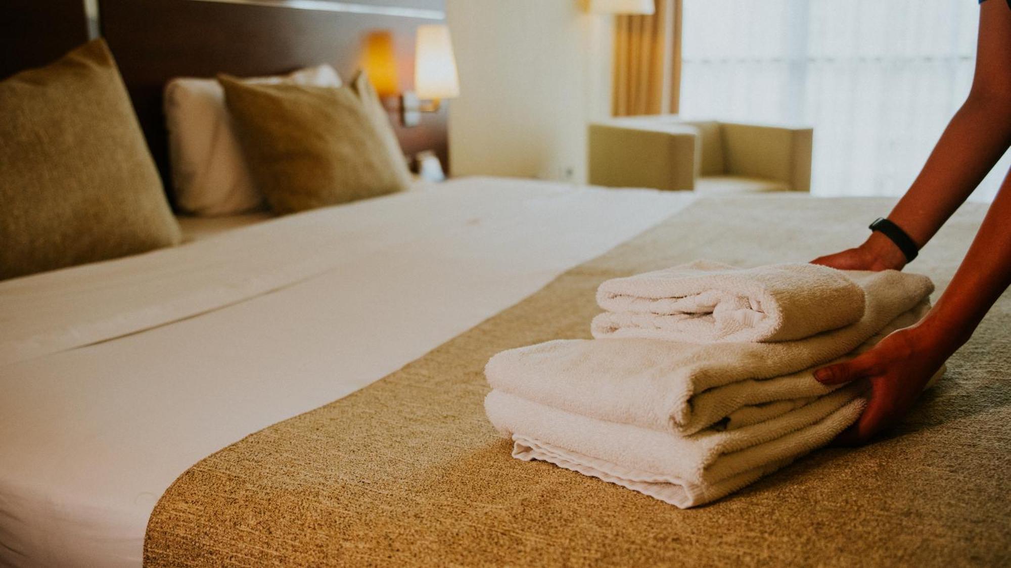 Howard Johnson La Canada Hotel & Suites Córdoba Ngoại thất bức ảnh