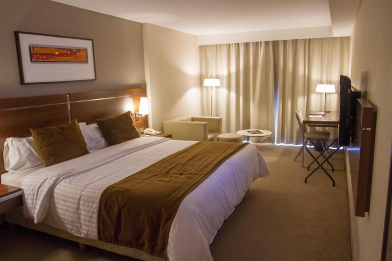 Howard Johnson La Canada Hotel & Suites Córdoba Ngoại thất bức ảnh